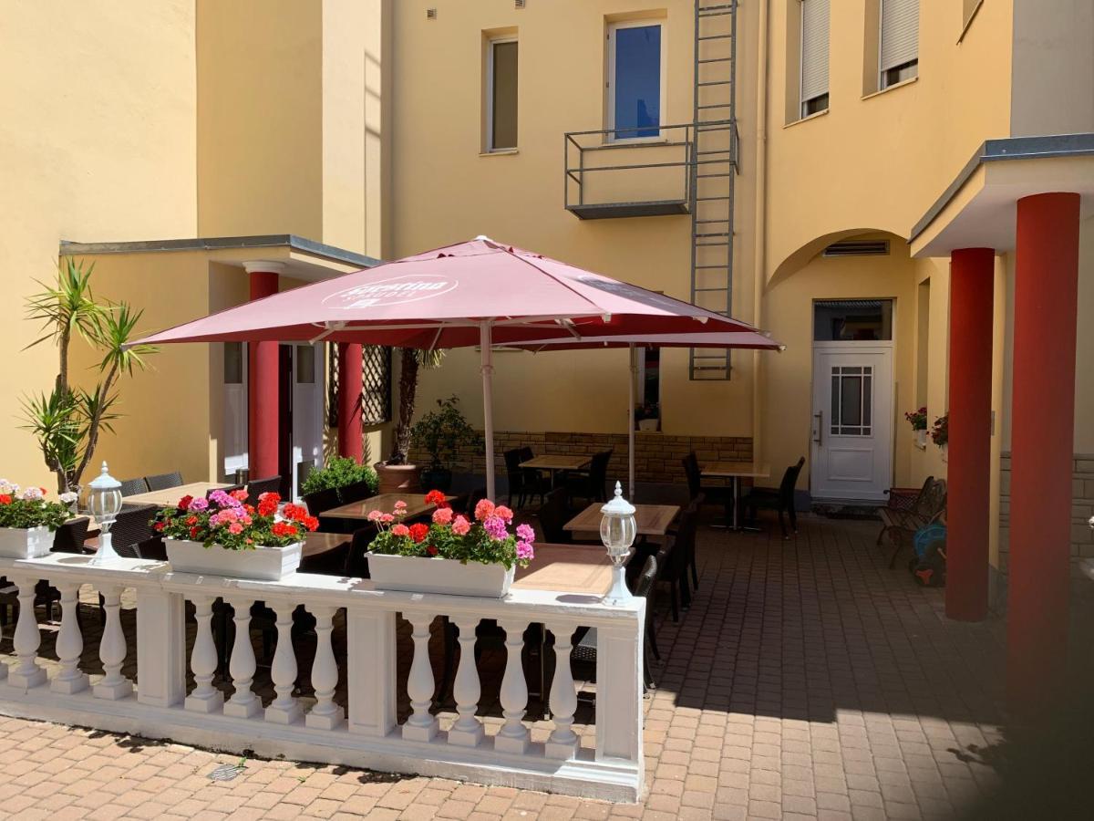 Apartment Hotel Kral - Business Hotel & Serviced Apartments Erlangen Eksteriør billede