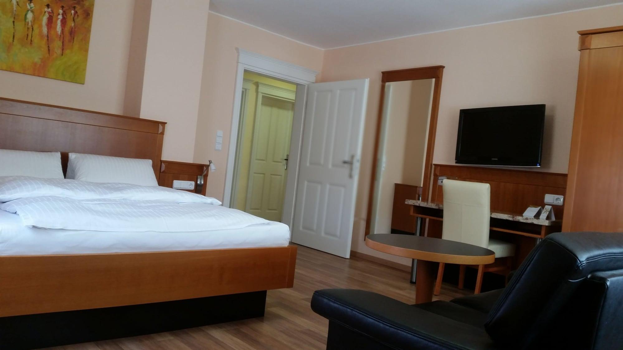 Apartment Hotel Kral - Business Hotel & Serviced Apartments Erlangen Eksteriør billede