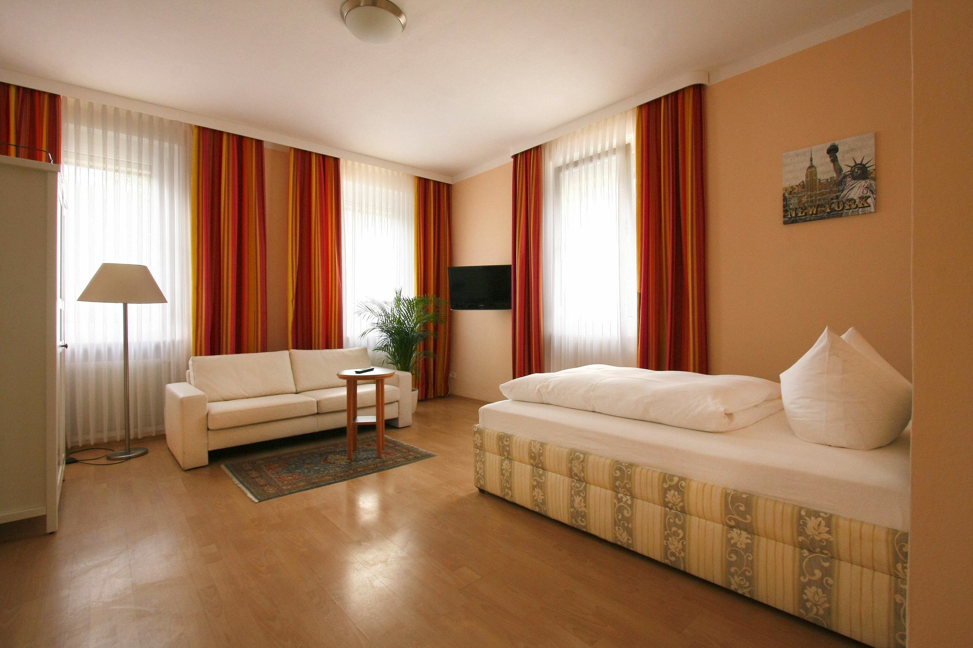 Apartment Hotel Kral - Business Hotel & Serviced Apartments Erlangen Eksteriør billede